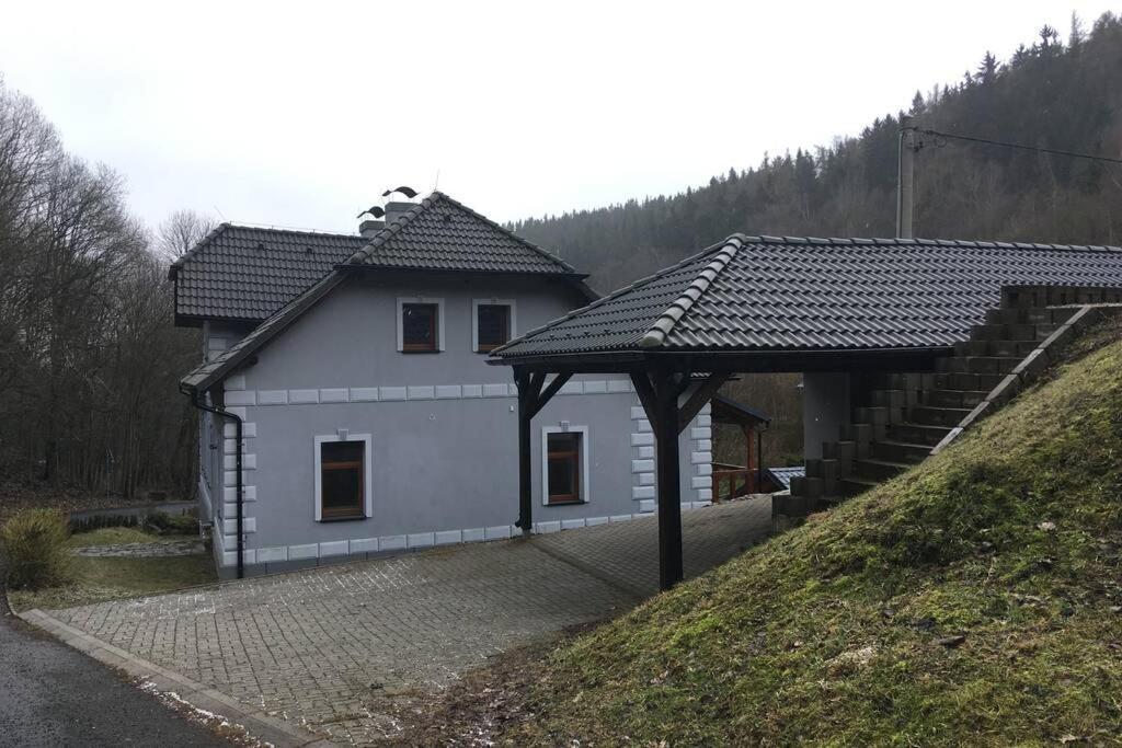Villa Vykmanov Medenec Extérieur photo